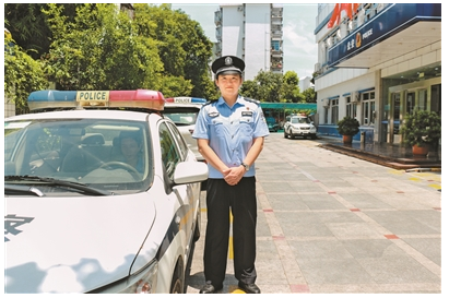 彭代富：“半路出家”的基层神探