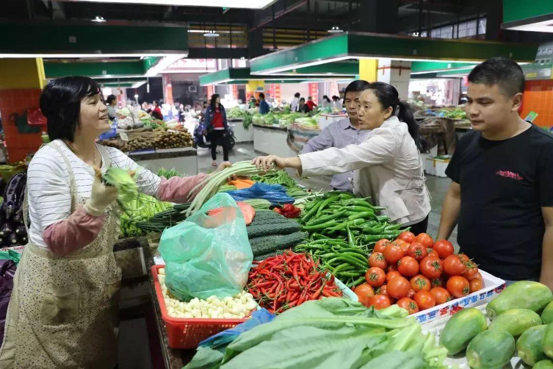 光明公明两大市场升级改造刚过半,颜值已经美