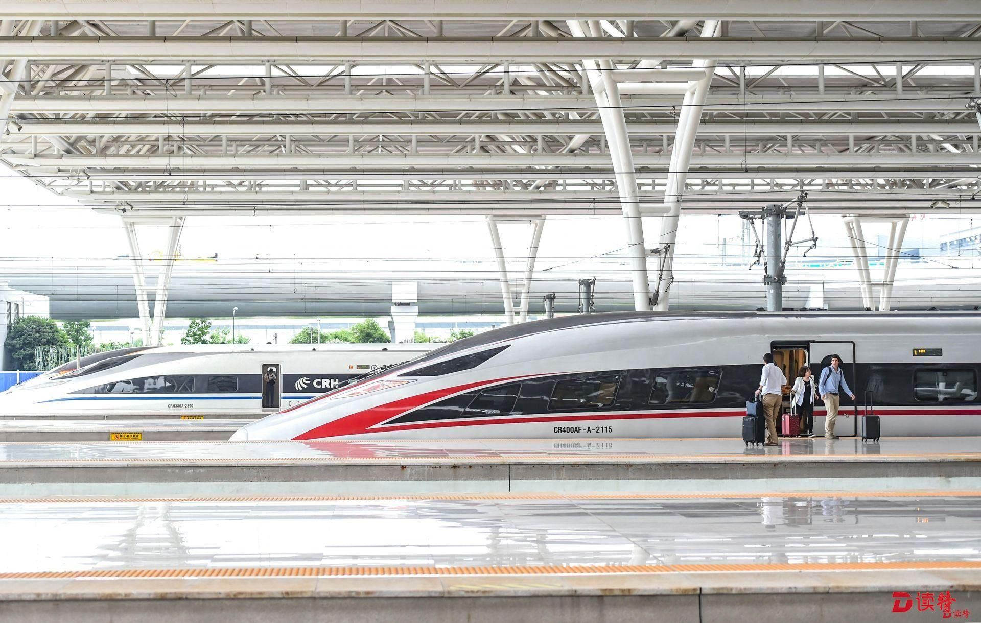 中国标准！为雅万高铁定制的高速动车组下线_北京日报网