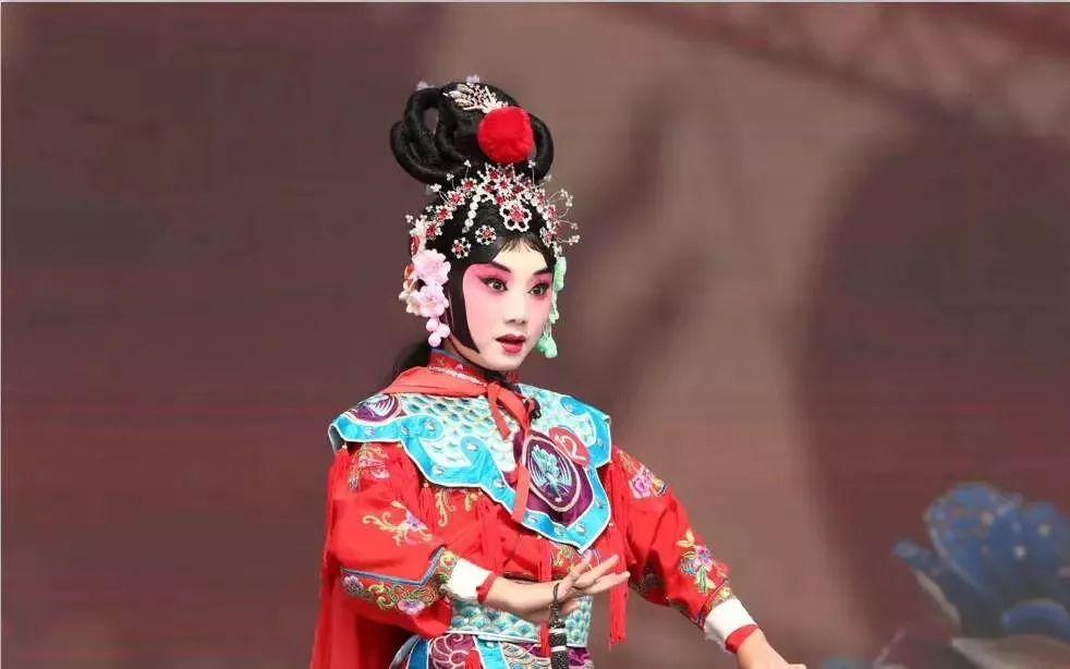 《天女散花》韩菲潇