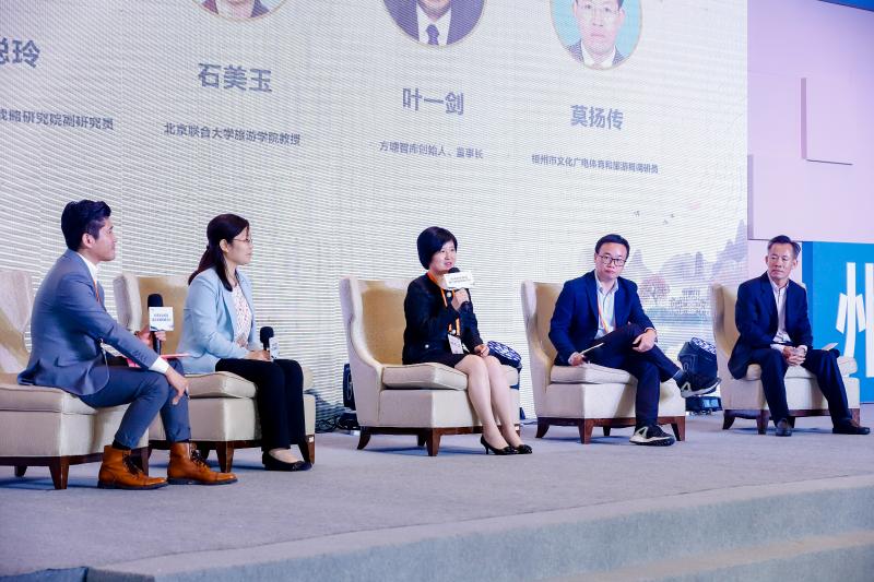 赏粤剧、品龟苓 广西梧州邀游客共赏岭南文化