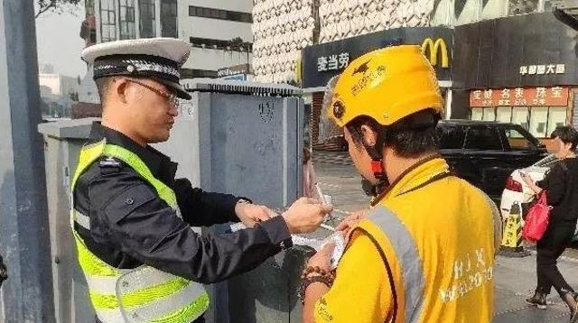 曝光台 | 看看今天又是哪些外卖、快递企业被曝光了！？
