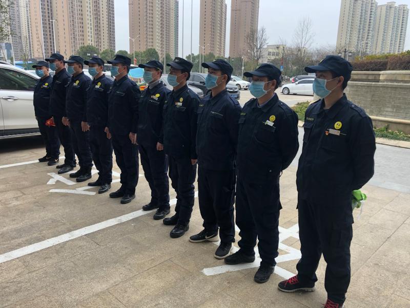 武汉火神山医院明日交付投用   万科物业首批志愿者进驻开荒