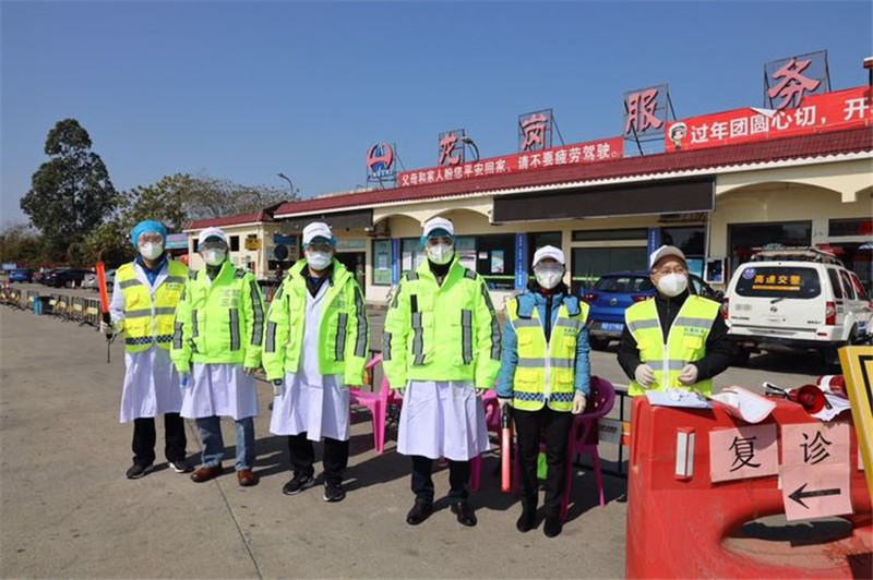 抗击疫情 基层行动|百余名龙岗文体人赴防疫一线 检测