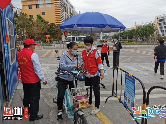 争做抗“疫”路上“星星之火”！葵涌人这样诠释雷锋精神