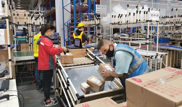 前海企业开足马力 确保国内供应链稳定助力全球抗疫