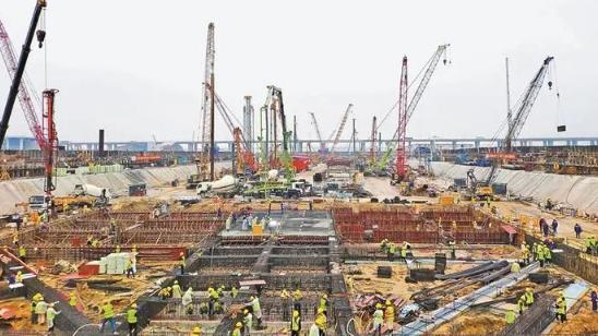 深新早点 | 英国首相鲍里斯·约翰逊新冠肺炎病情恶化，被送往重症监护室，由外交大臣多米尼克·拉布代理首相职责（语音播报）