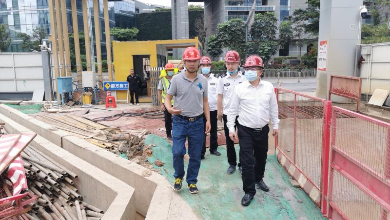 宝安开展非道路移动机械专项整治  首创环保合格标志