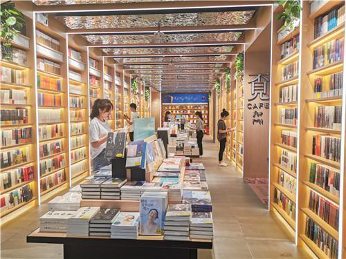 深晚报道丨疫情影响下逆势连开三店，深圳的觅书店为啥底气这么足?