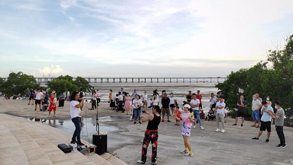 2020年首场文化百千万工程周末音乐会亮相西湾公园