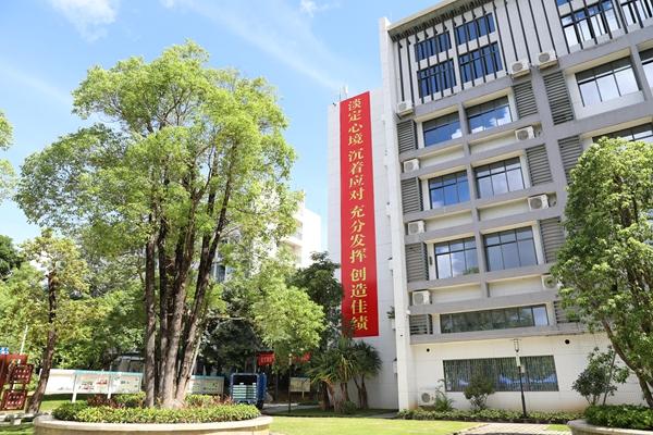 2020年高考即将开启 宝安考生走进考场踩点备考！