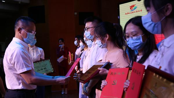 西乡“七月红”文化季缤纷党日优秀案例评选结束