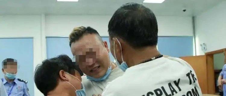 26年辗转被三家领养，被拐后他们经历了啥！