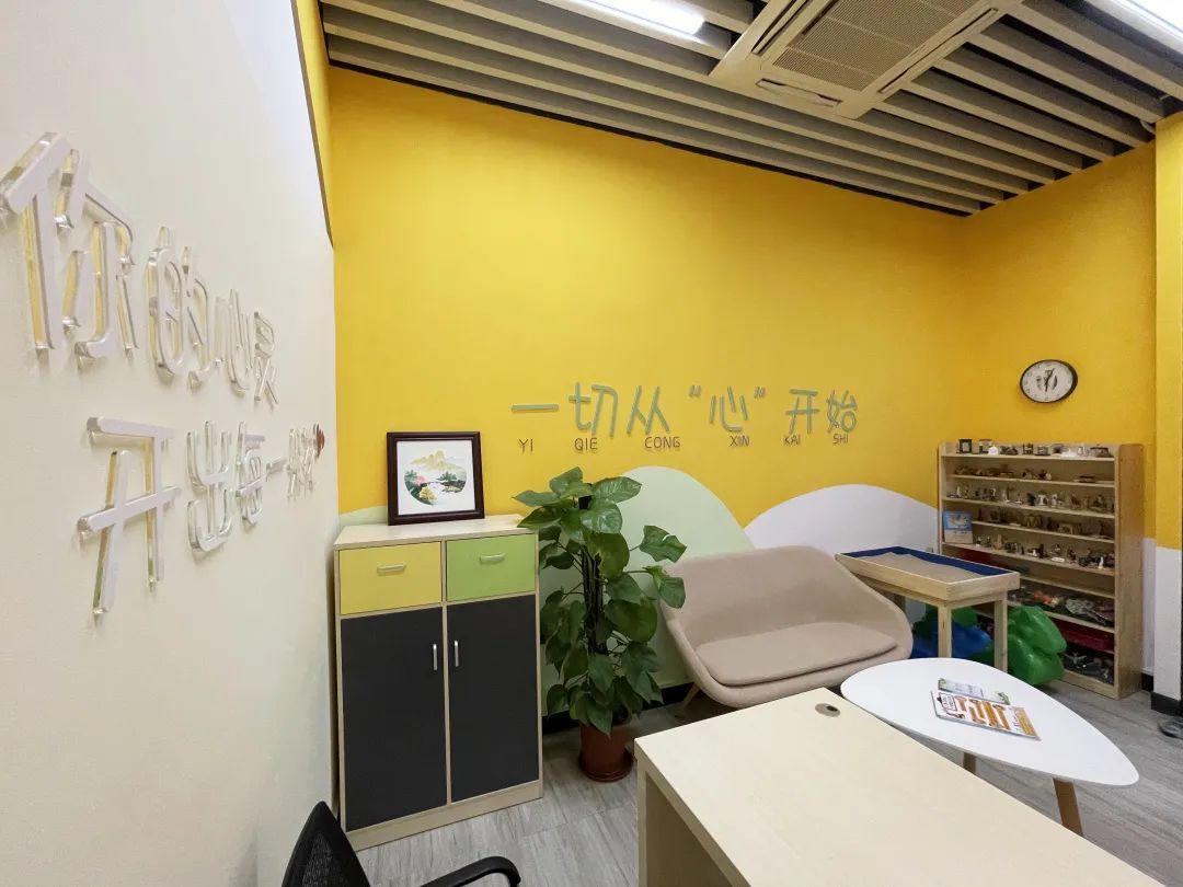 齐心战疫,罗湖百家党群服务中心为您亮灯!_深圳新闻网