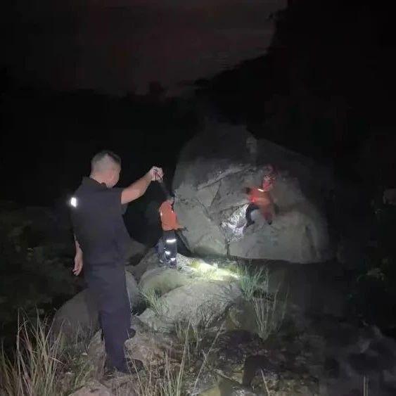 男子独自登山被困9个小时，危急时刻奇迹发生了……