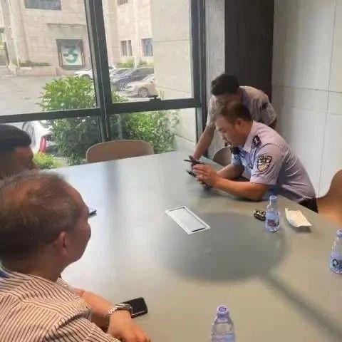 与骗子赛跑是种什么样的体验？