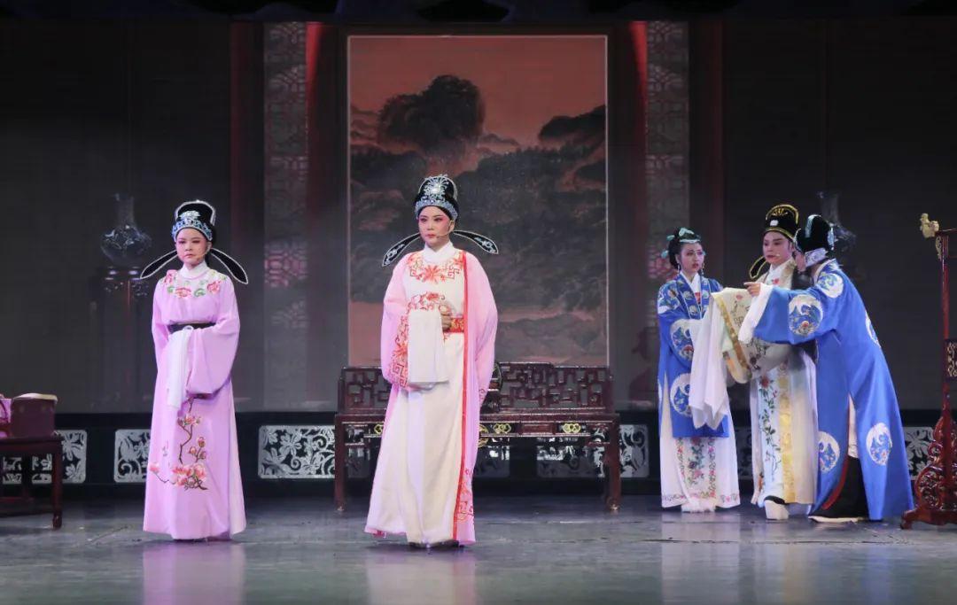 直播预告 | 今晚7:30盐田区文艺精品黄梅戏《孟丽君》