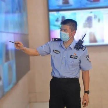 事必躬亲，他是“高墙”之下的守护者！