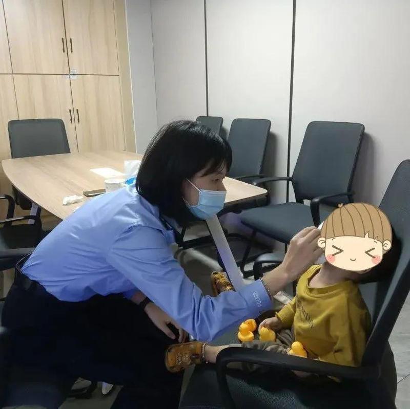 暖心，当走失儿童遇到蜀黍……