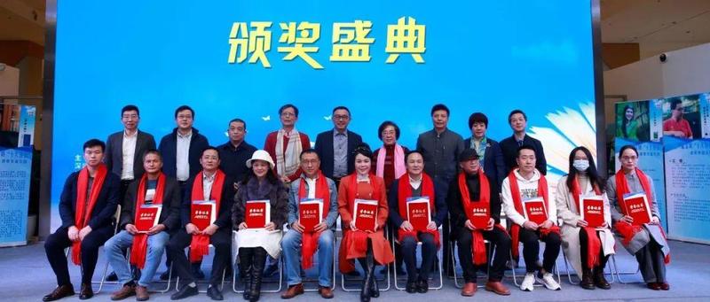 本土文学年度盛宴！第八届深圳“十大佳著”颁奖盛典举行