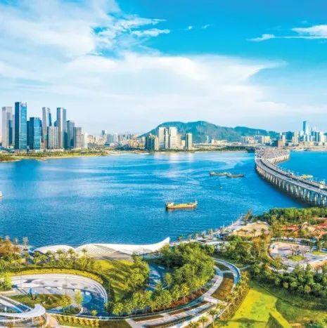 在服务大局中谋划推动宝安发展
