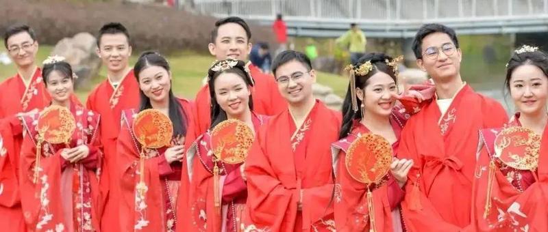 浪漫Max！这场集体汉式婚礼惊艳整个福田