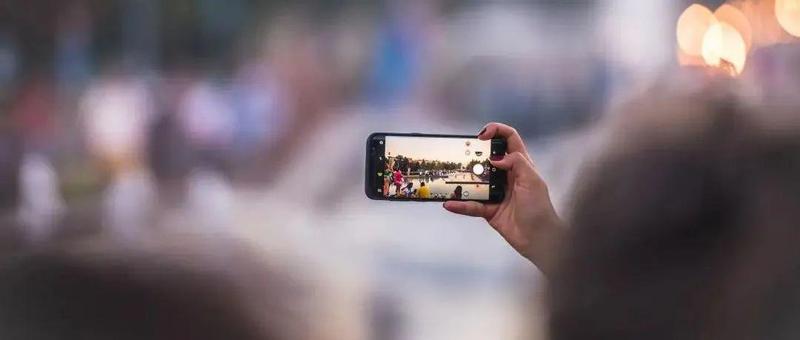 云尚书房丨当摄影变成「社交」……