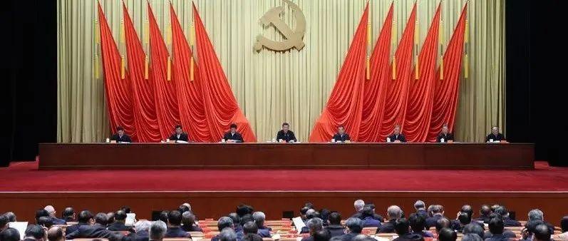 习近平主讲“新年第一课”，重点阐释了哪五个问题？