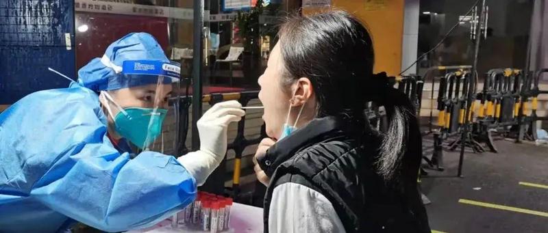 她们是天使，是英雄，是平凡的防疫战士