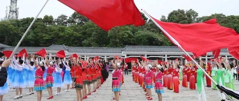 梧桐山上开起“红色课堂”！在罗湖，党史还可以这样学 | 党史学习教育巡礼①