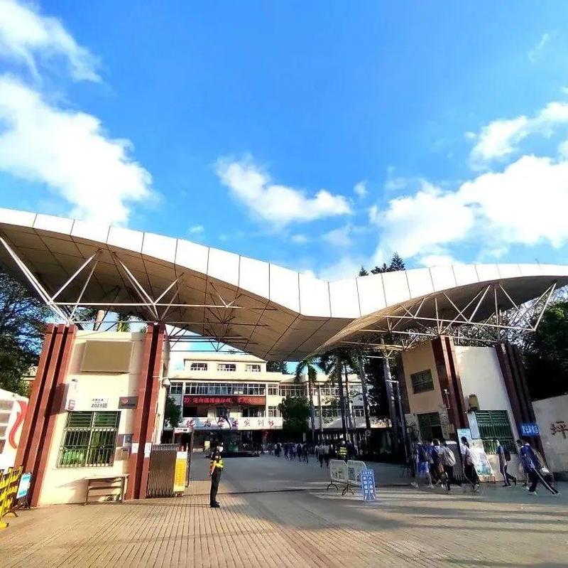 华中师范大学龙岗附属中学（集团）坪地中学，来了！