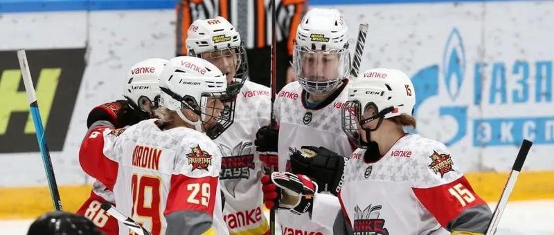 WHL | 不惧西伯利亚寒流，深圳万科阳光客场2比0胜比留萨