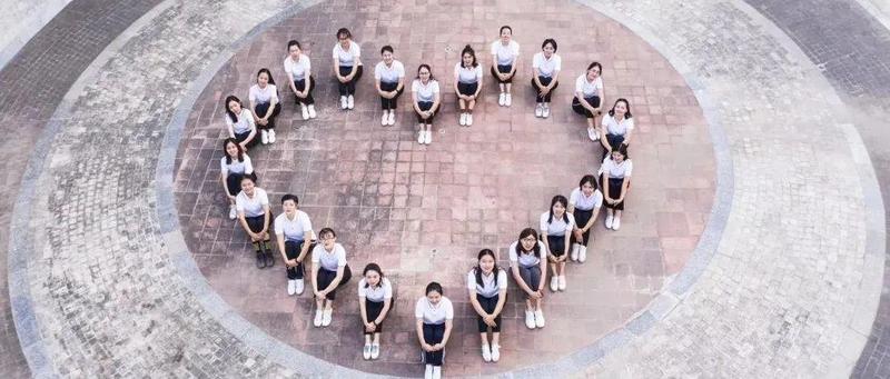 美好女性展芬芳｜想用无数种赞美方式，送给龙岗教育的“她”