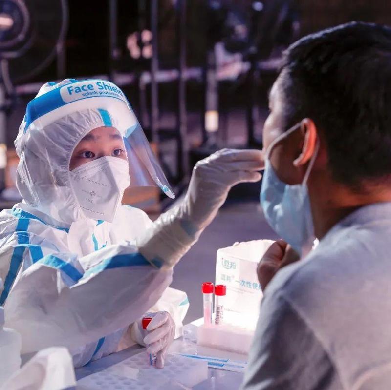 龙岗“疫”线十二时辰：白天到黑夜，他们一直在！