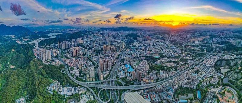 政策 | 发布即实施！龙岗“惠企12条”大礼包来了，同步推出操作指南