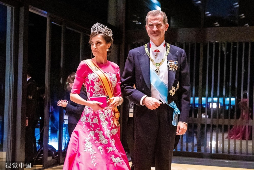 日本天皇晚宴变王后比美秀场,西班牙莱蒂齐亚