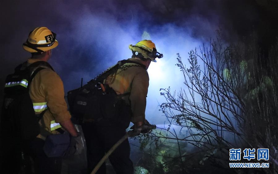 宇航员在国际空间站拍摄加州野火照片