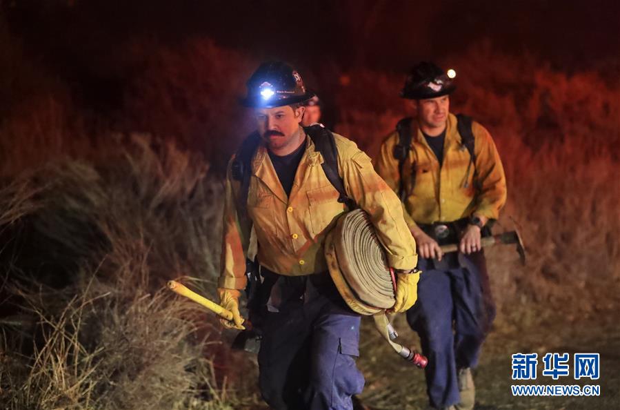 宇航员在国际空间站拍摄加州野火照片