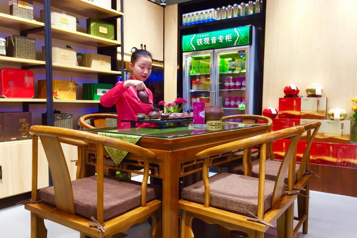 体验第一看 Carrefour Le Marché购物中心美食休闲街的蜕变秘笈