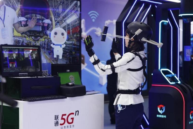深圳联通电博会展区5G工业互联网新产品看点十足