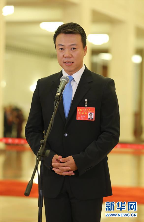 (十九大·党代表通道)(3)采访党代表