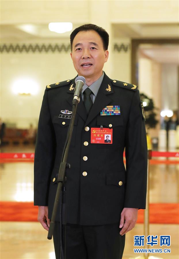 (十九大·党代表通道)(27)采访党代表