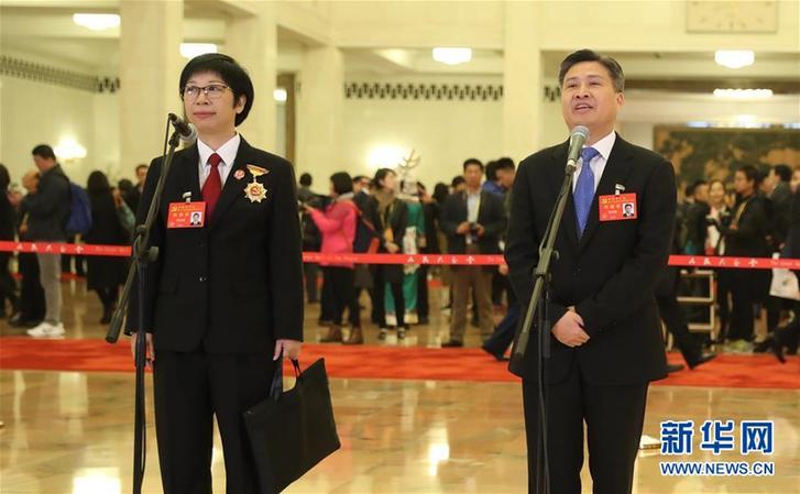 (十九大·党代表通道)(26)采访党代表