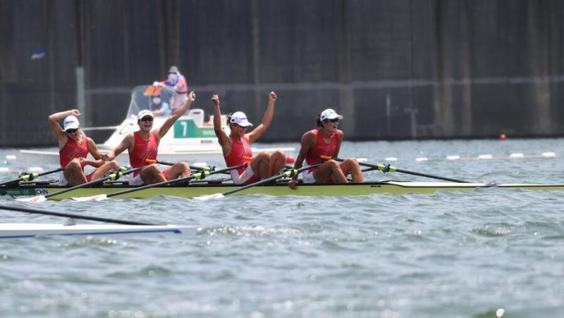 她们的芳华都给了赛艇！中国拿下奥运女子四人双桨金牌