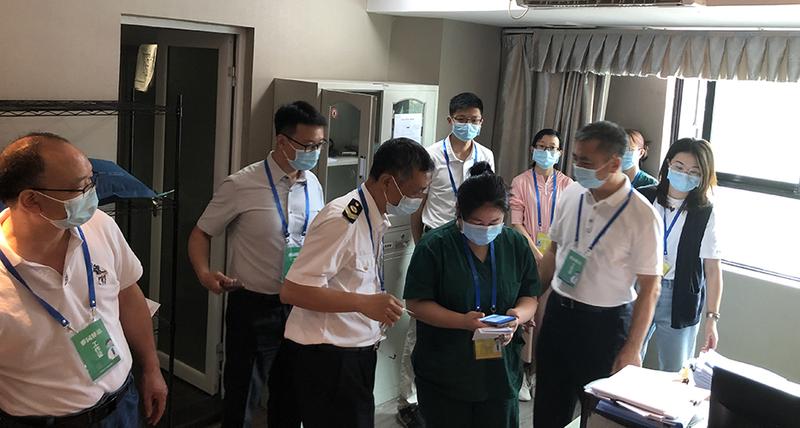 抗疫“驿”线|这对姐妹进驿站时情绪崩溃 离开时留下感谢信