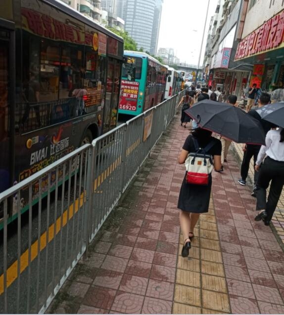 这个bug怎么解决五和地铁站至光雅园路口道路几乎瘫痪
