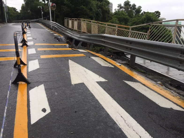 受暴雨影响深圳今天这些地方封路这些公交临时调整