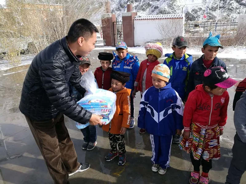 深圳援疆英雄榜四丨进疆想什么在疆干什么离疆留什