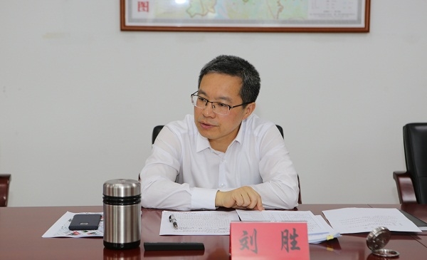 最后,刘胜区长充分肯定了近年来光明区危险边坡治理工作方法和成效,并