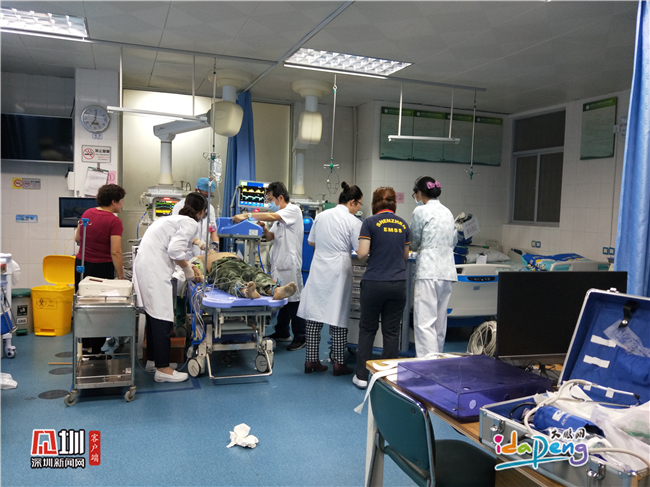 新区妇幼保健院正在抢救该男子见圳客户端·深圳新闻网11月5日讯(见圳